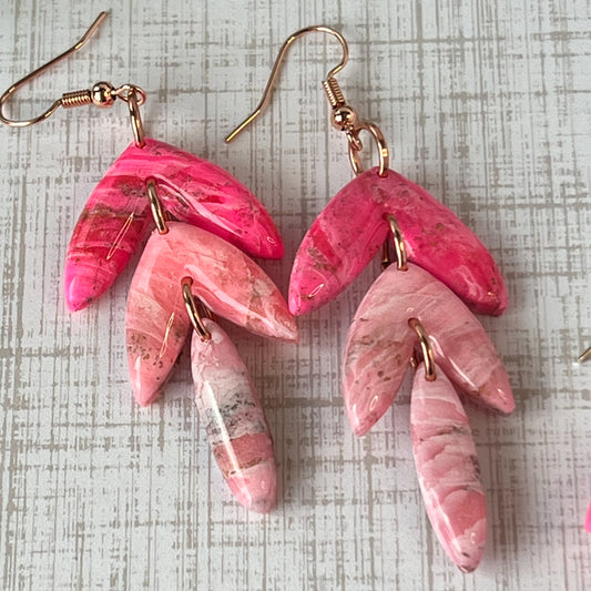 Pink Marble Gradient Inverse 3V Drop Pierced Earrings