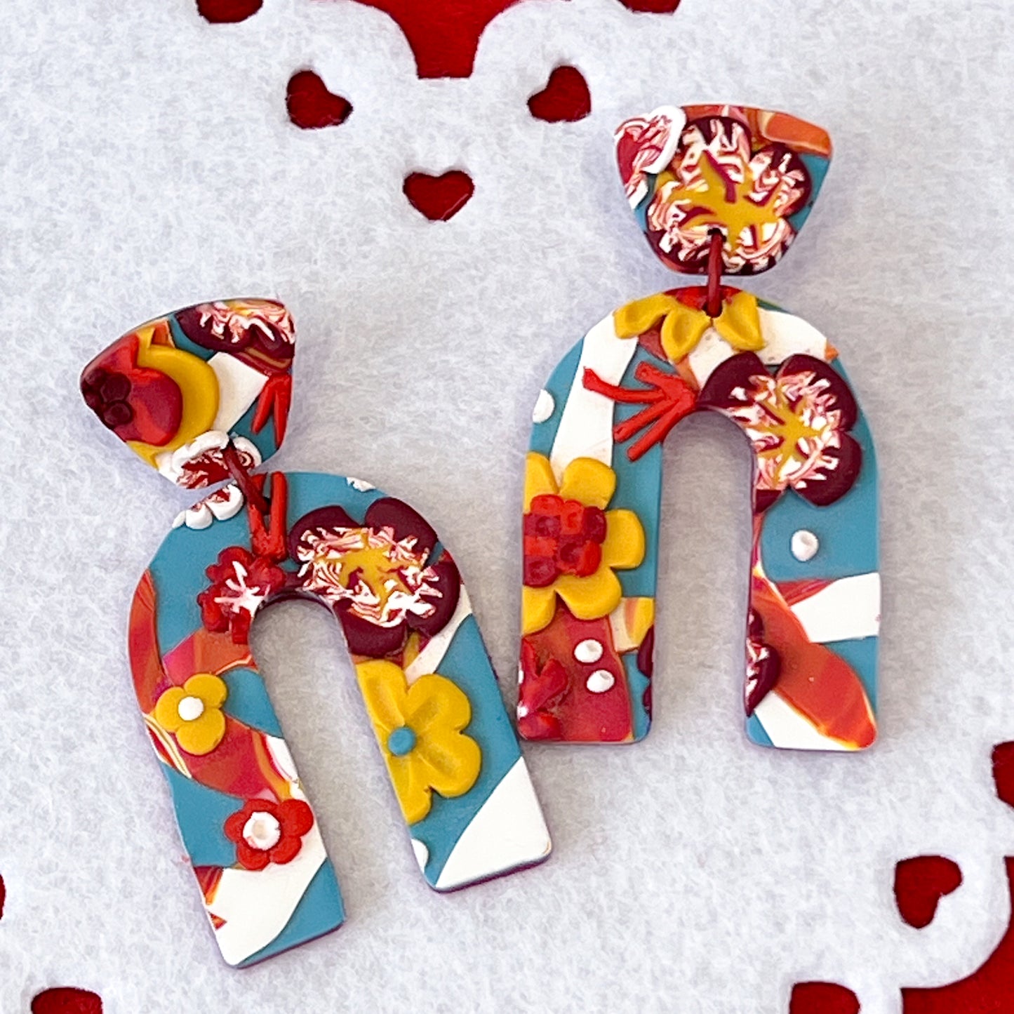 Retro Flower Arch Drop Pierced Earrings