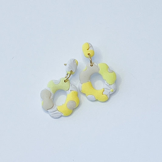 Lemon Retro Floral Dangle Pierced Earrings