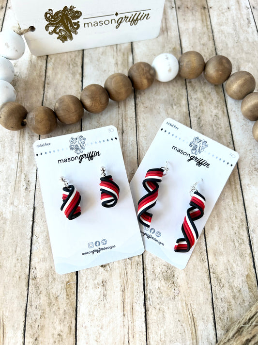 Red Black n White Stripe Swirl Short Pierced Earrings